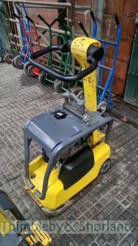 Wacker diesel reversing plate compactor