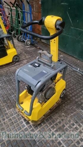 Wacker diesel reversing plate compactor