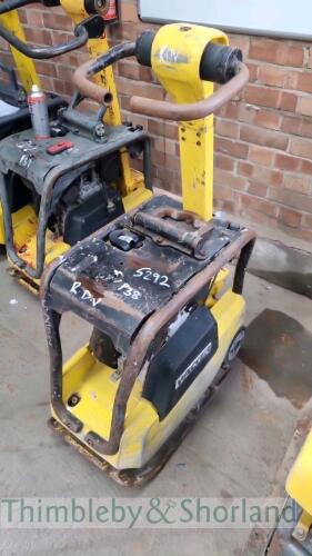 Wacker DPU 2540 reversing plate compactor