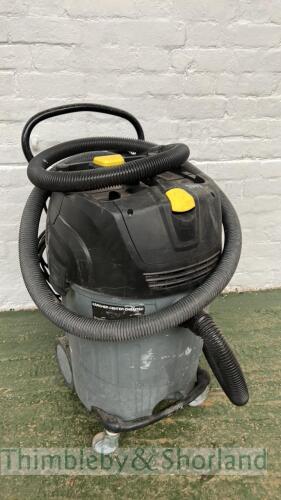 Karcher Professional NT 65/2AP wet vac