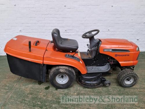 Husqvarna CTH151 ride on mower