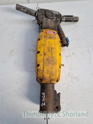 Atlas Copco tax 230PE breaker