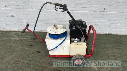 Brendon diesel power washer