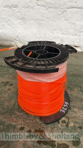 Reel of square strimmer cord