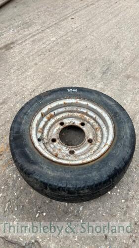 Ifor Williams wheel and tyre 195/60 R120