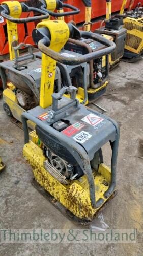 Wacker diesel reversing plate compactor