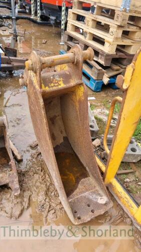 JCB digger bucket