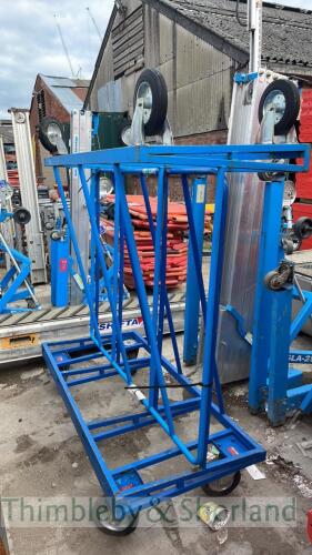 2 board trollies F112682, MA1321332