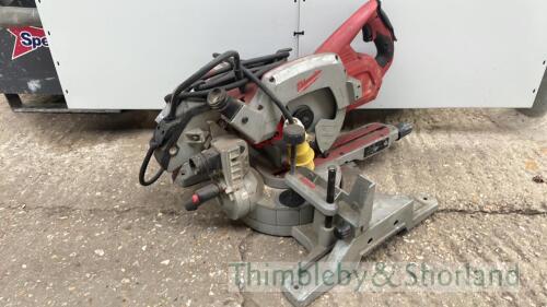 Milwaukee MS216SB mitre saw