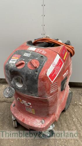 Hilti VC40-UM vacuum