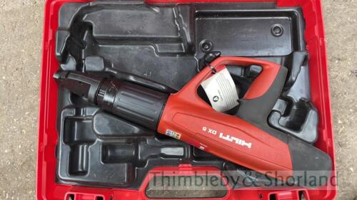 Hilti DX5 nail gun