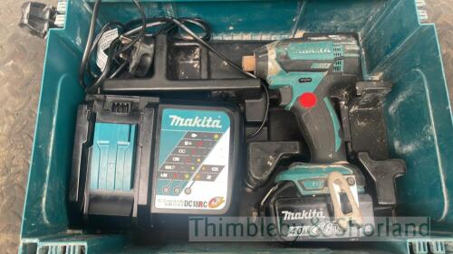 Makita DTD152 cordless impact driver