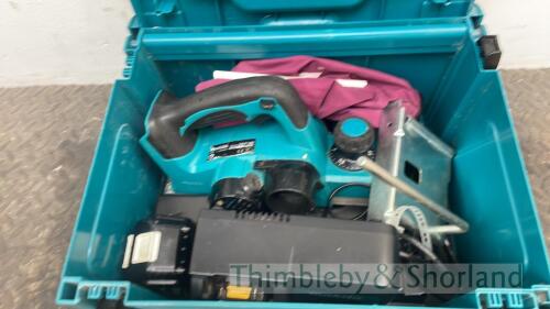 Makita DKP180 cordless planer