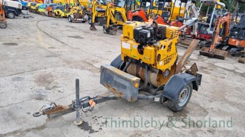 Terex MBR71 pedestrian roller and trailer A673376