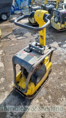 Wacker diesel reversing plate compactor