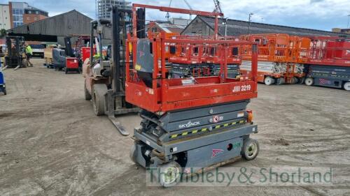 Skyjack SJ3219 electric scissor lift (2014) NR1108447