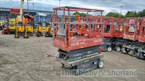 Skyjack SJ3219 electric scissor lift (2018) R40015857