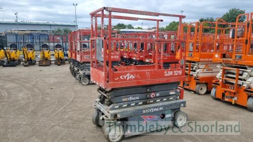 Skyjack SJ3219 electric scissor lift (2018) R40005459