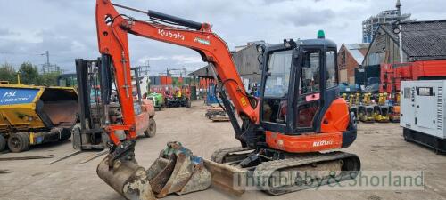 Kubota KX121-3 mini digger (2014)