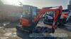 Kubota U27 mini digger - 6