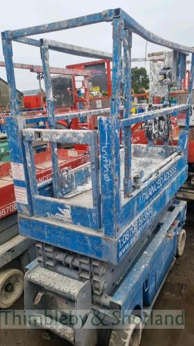 Genie GS1932 electric scissor lift