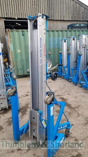 Genie SLA10 material lift GL170227