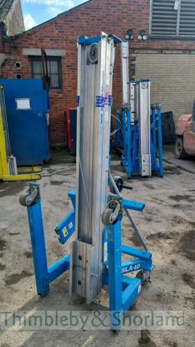 Genie SLA10 material lift E119928