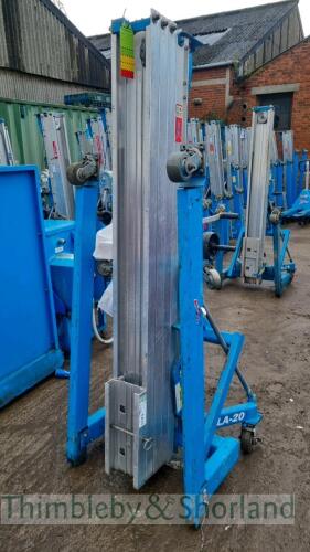 Genie SLA 20 material lift E113849