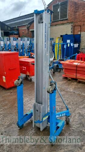 Genie SLA10 material lift