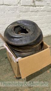 Wheelbarrow tyres