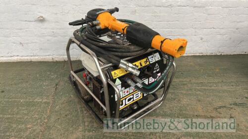 JCB Beaver pack hose and gun