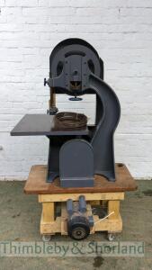 Marhawke of Staines band saw with blades