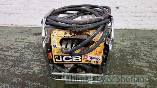 JCB Beaver pack hose and gun C07BGF034530, MA1227644