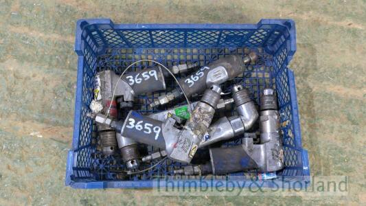 Tray of air tools