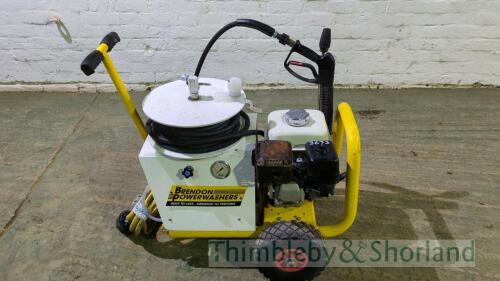 Brendon petrol pressure washer