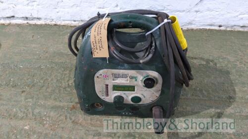 Inverter fusion/freeman 150 MA welding inverter and leads 230v