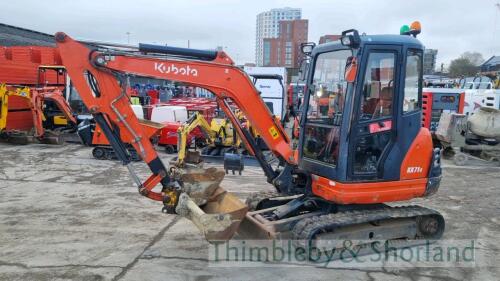 Kubota KX71-3 mini digger (2015)