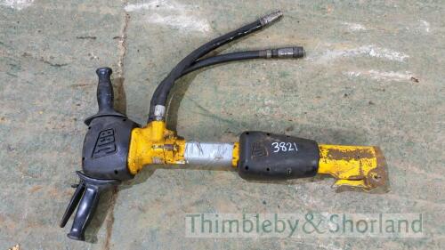 JCB hydraulic gun