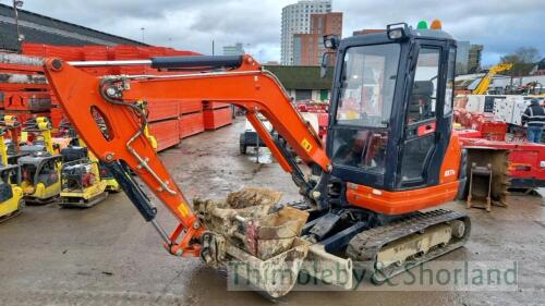 Kubota KX71-4 mini digger (2017)