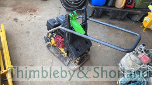 Bomag BP10/35 plate compactor 350mm wide