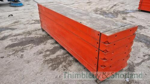 6 no 600mm x 2.7m Peri Trio formwork panels