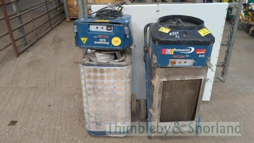 2 Dustcontrol Aircube 2000 extractors