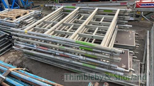 Aluminium scaffold towers