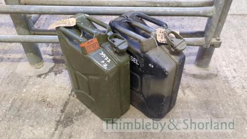 2 no 25ltr jerry cans