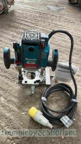 Makita RP2301FC router