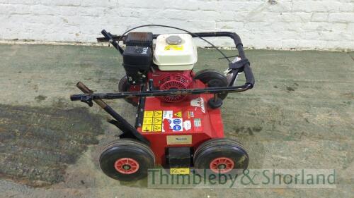 Camon LS42 petrol lawn scarifier