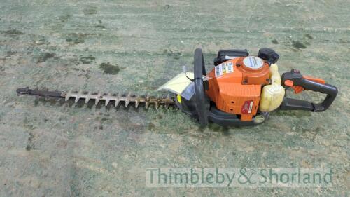 Husqvarna 226HD60S petrol hedge cutter