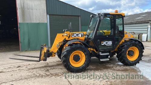 JCB 526-56 Agri Plus Loadall (2019) Registration No: HY69 WXS c/w forks, 2857 hrs