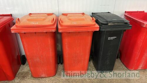 3 wheelie bins