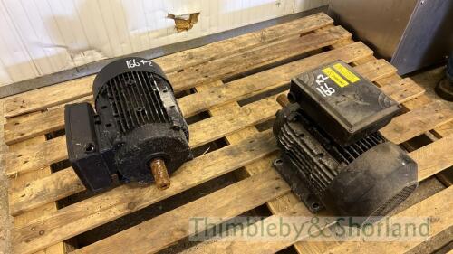 2 electric motors for Poultryman flight puller